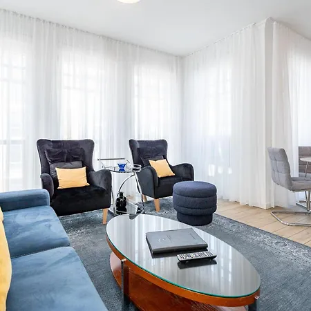 Apartment Westendpalais App 10 *